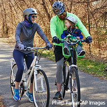 Ross Family on the Shelby Farms Greenline | Philip Parker/AP